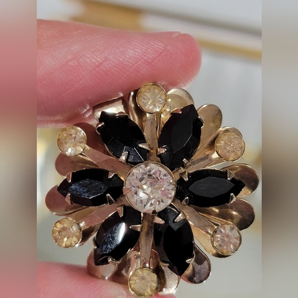 Art Nouveau Floral Black & Clear Rhinestone Vintage Brooch Pin - Picture 3 of 5